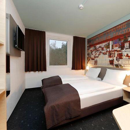 B&B Hotel Berlin-Dreilinden Kleinmachnow Exteriör bild