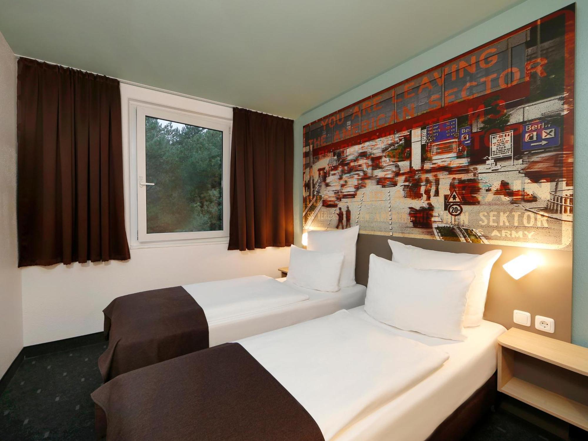 B&B Hotel Berlin-Dreilinden Kleinmachnow Exteriör bild