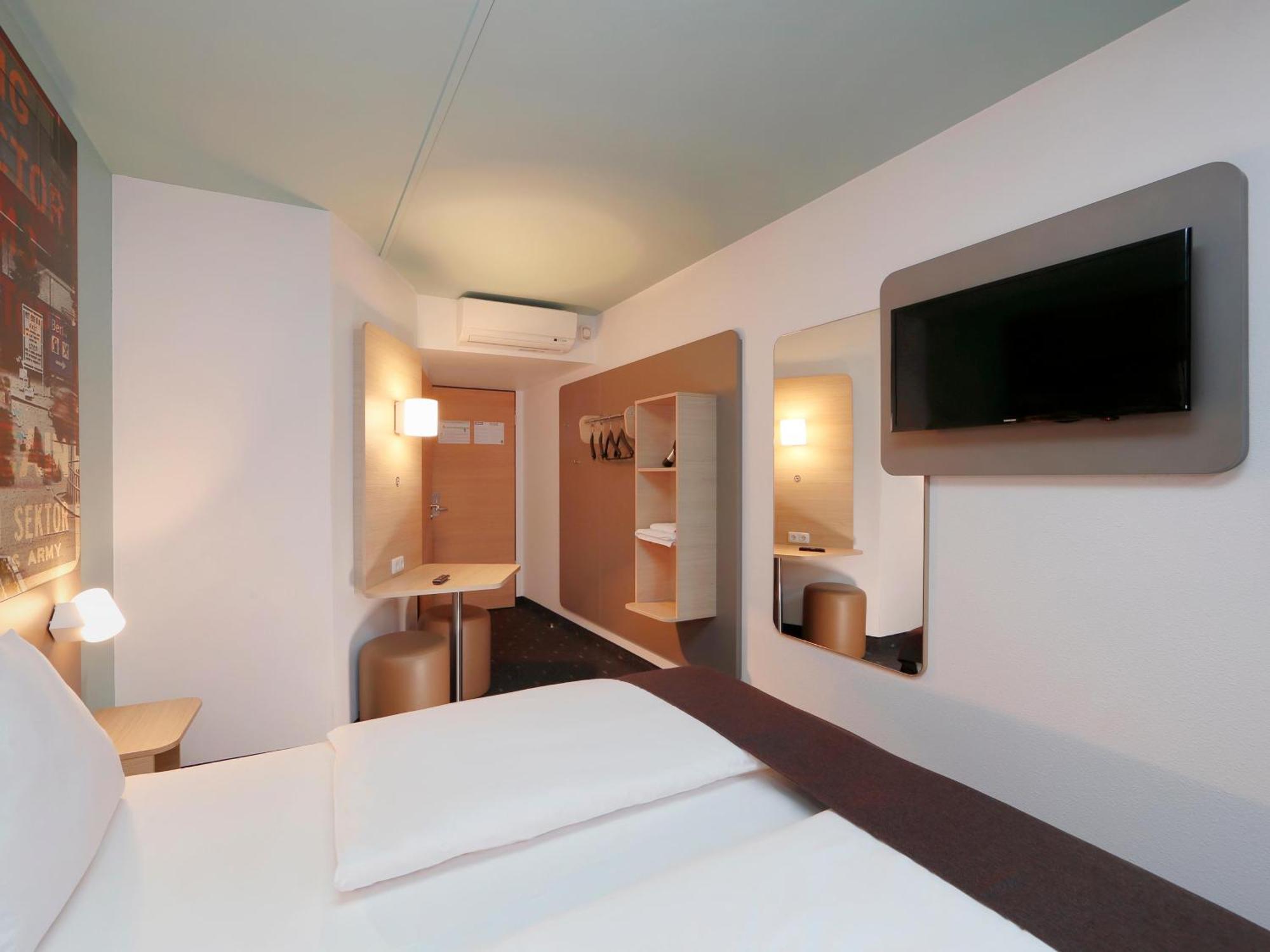 B&B Hotel Berlin-Dreilinden Kleinmachnow Exteriör bild