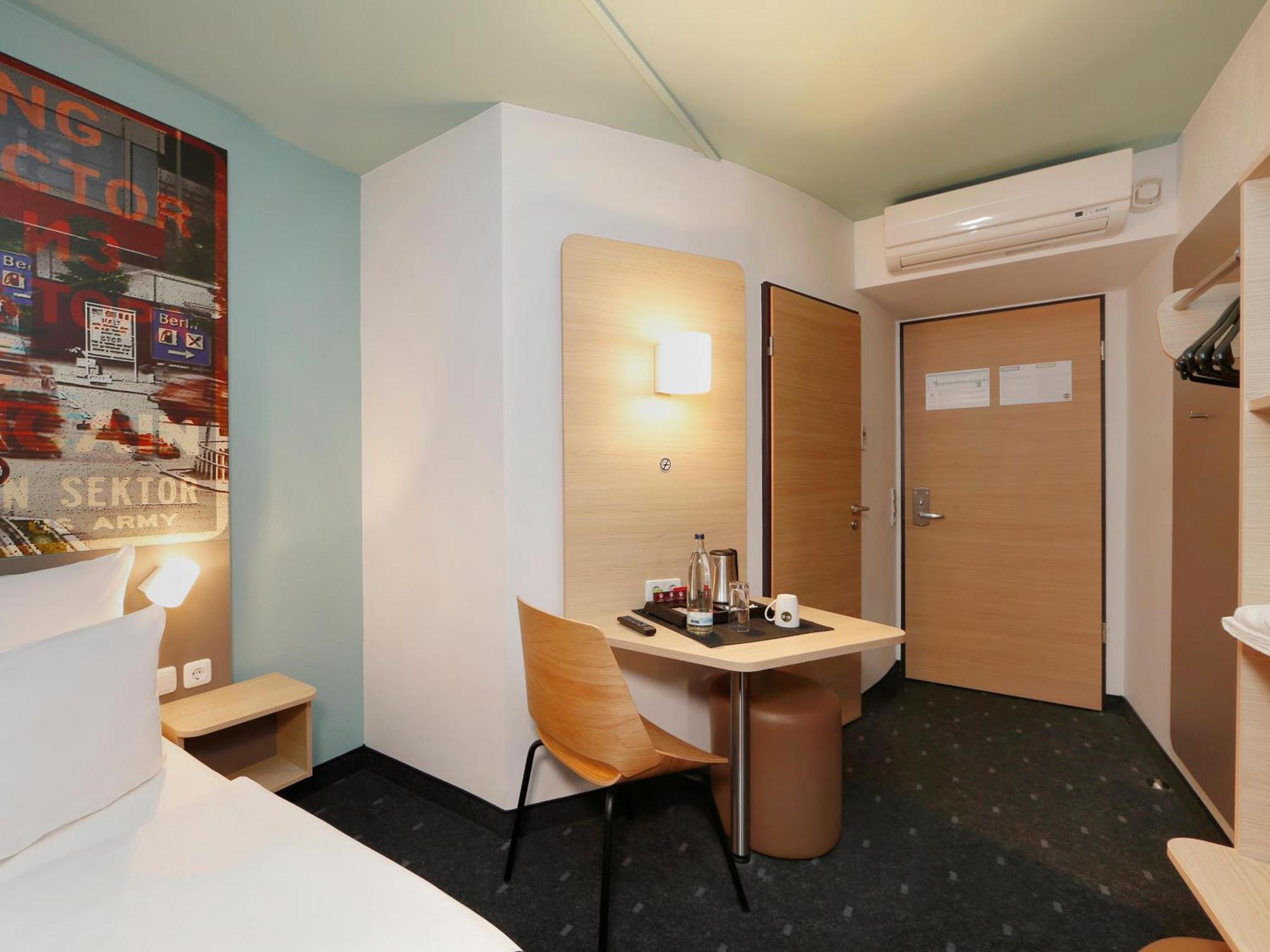 B&B Hotel Berlin-Dreilinden Kleinmachnow Exteriör bild