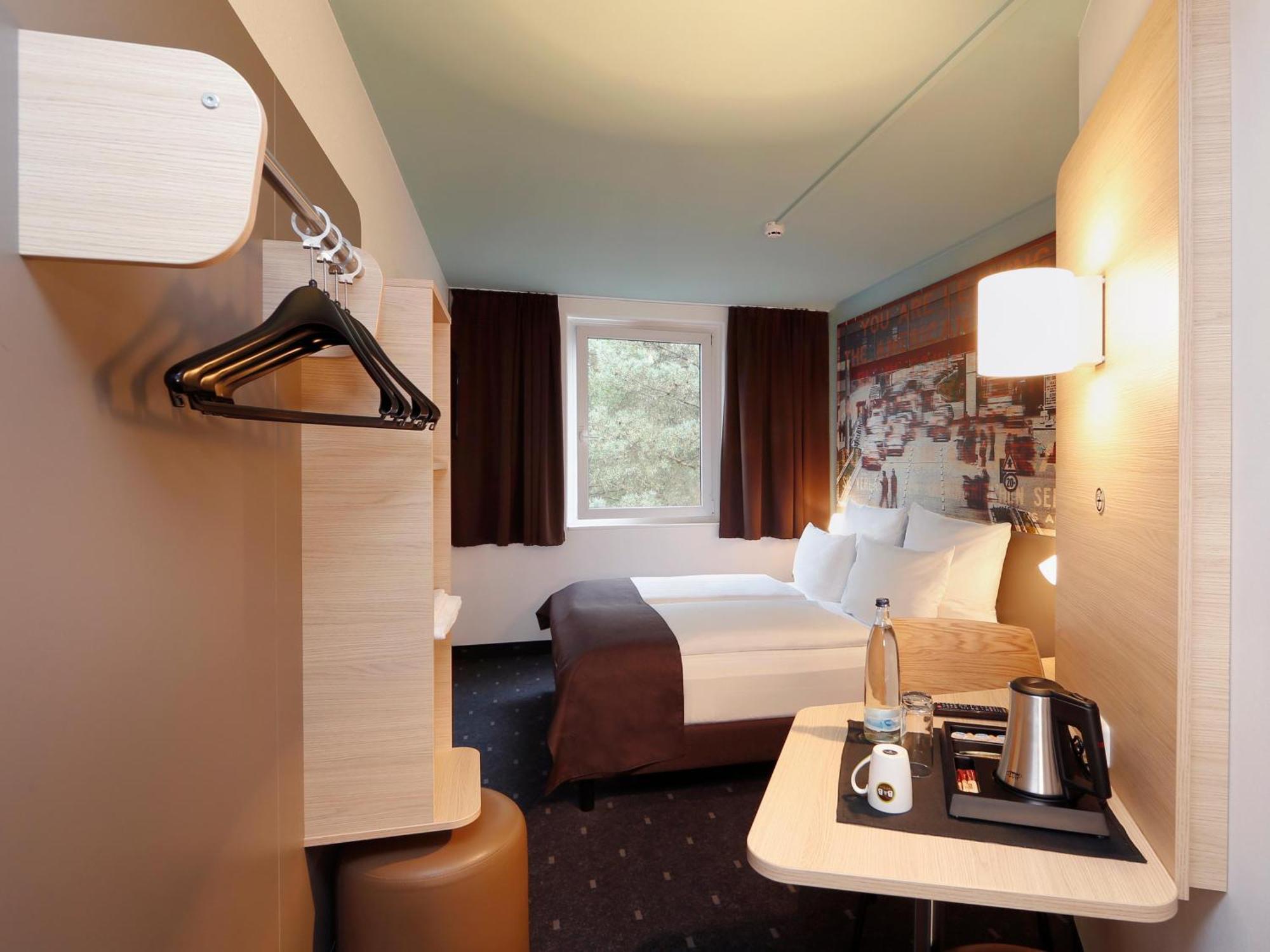 B&B Hotel Berlin-Dreilinden Kleinmachnow Exteriör bild