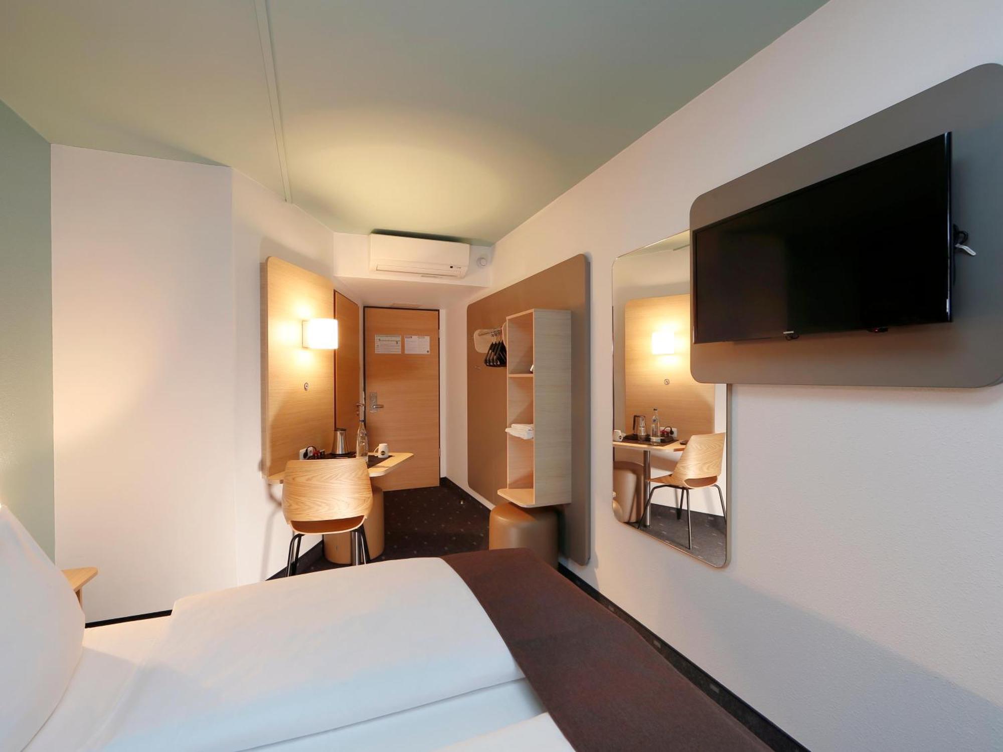 B&B Hotel Berlin-Dreilinden Kleinmachnow Exteriör bild