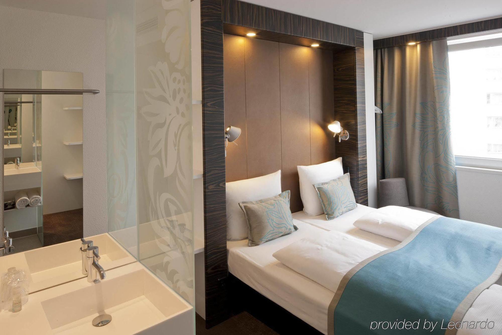 B&B Hotel Berlin-Dreilinden Kleinmachnow Exteriör bild